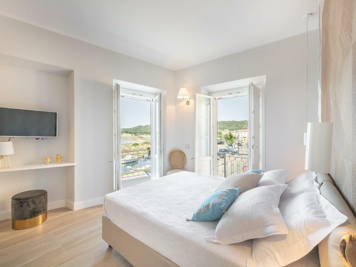 Superior King Room Balcony View