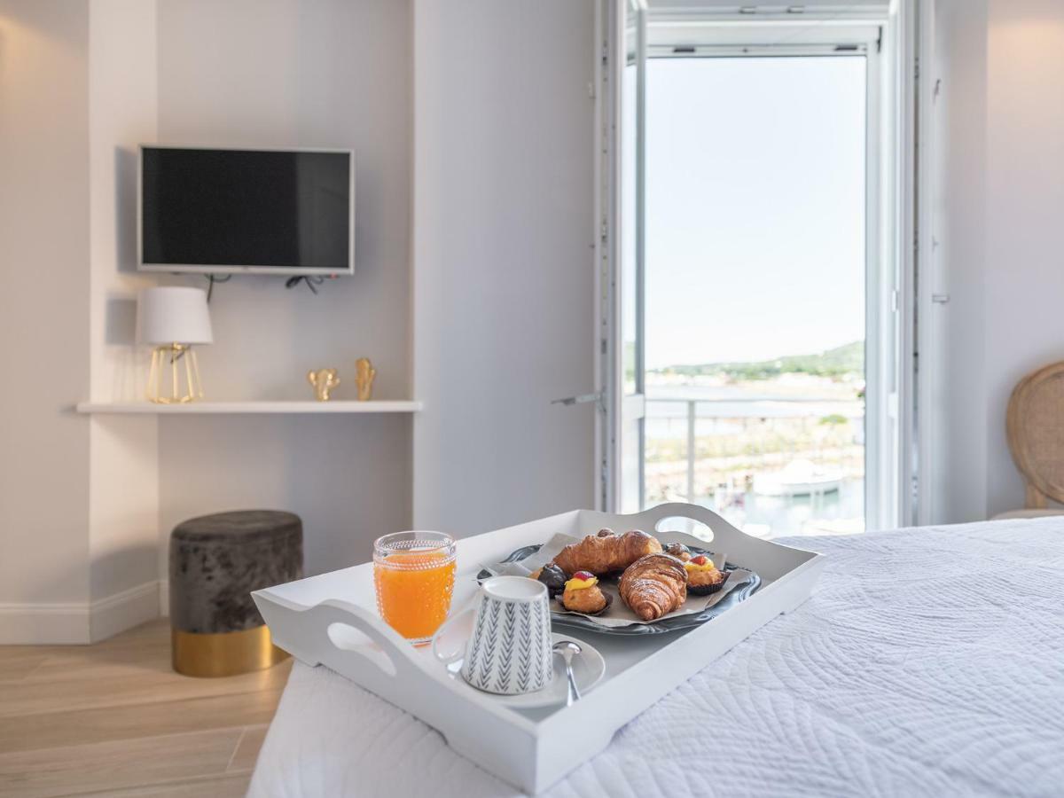 Superior King Room Balcony View